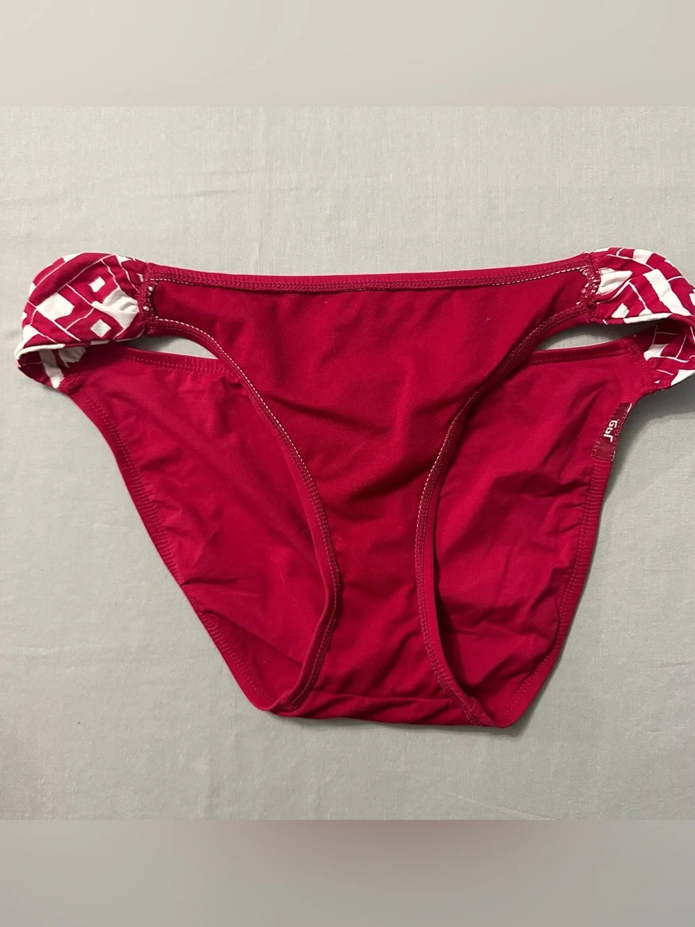 JAG Swimwear 2 Piece Tankini Medium Pink Red White Geometric Halter Top Bikini
